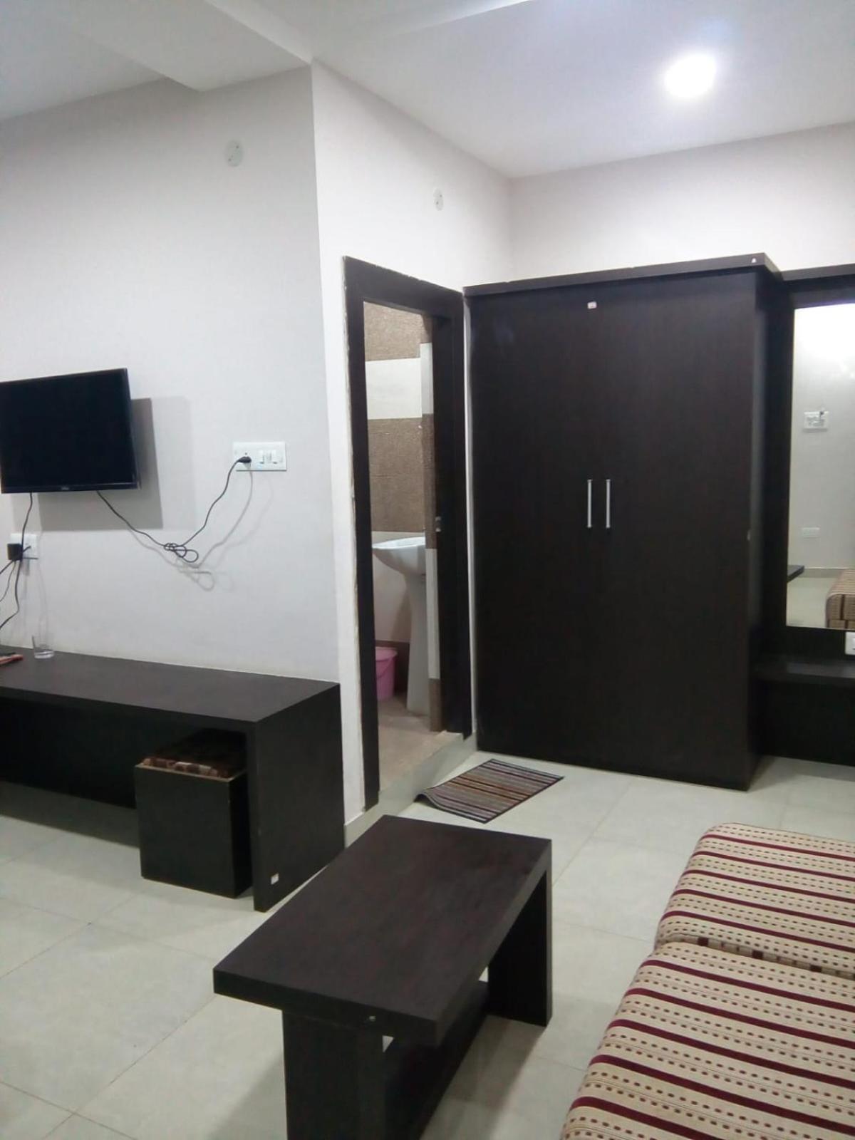 Hotel Indraprasth Balangir Exterior foto